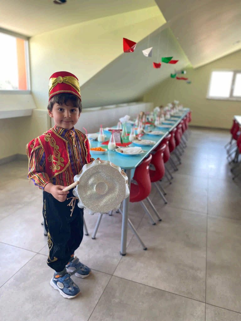 ON BİR AYIN SULTANI RAMAZAN-I ŞERİF (TEKNE ORUCU)