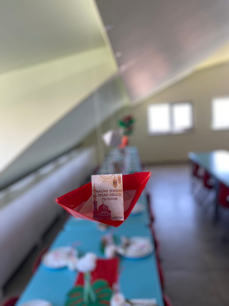 ON BİR AYIN SULTANI RAMAZAN-I ŞERİF (TEKNE ORUCU)